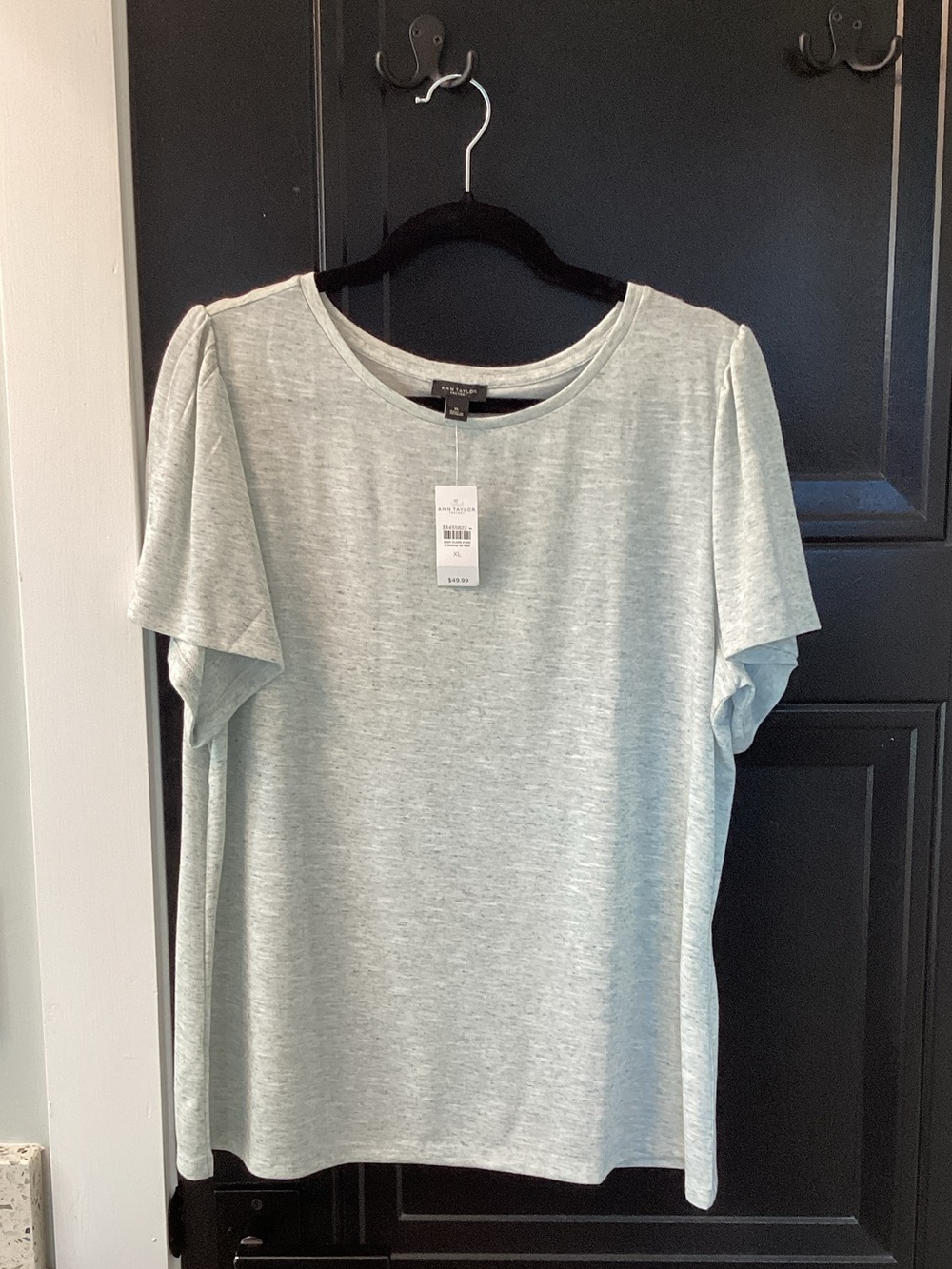 Ann Taylor Light Gray Short Sleeve Tee